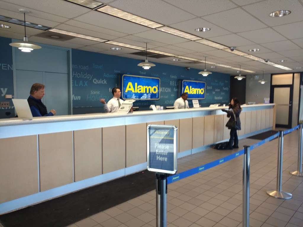 Alamo Rent A Car | 10255 W Zemke Blvd, Chicago, IL 60666 | Phone: (833) 863-1447