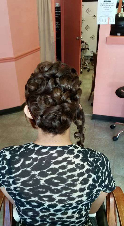 Naty Dominican Hair Stylist | 3156 Freedom Dr, Charlotte, NC 28208, USA | Phone: (203) 808-0282