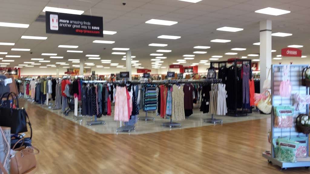 T.J. Maxx | 6352 S Central St, Aurora, CO 80016, USA | Phone: (303) 400-4761