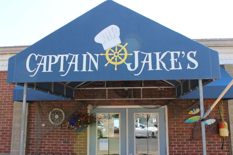 Captain Jakes River House | 40 Front St, Newburgh, NY 12550, USA | Phone: (845) 565-3939