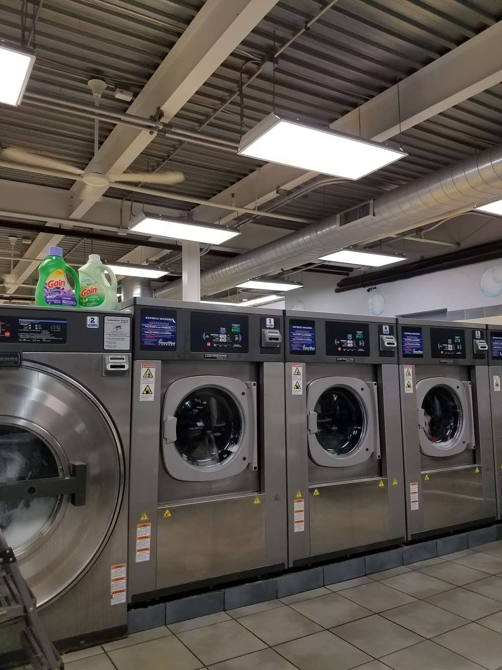 Smart Wash Laundry | 9515 Grand Ave, Franklin Park, IL 60131, USA | Phone: (847) 288-1800