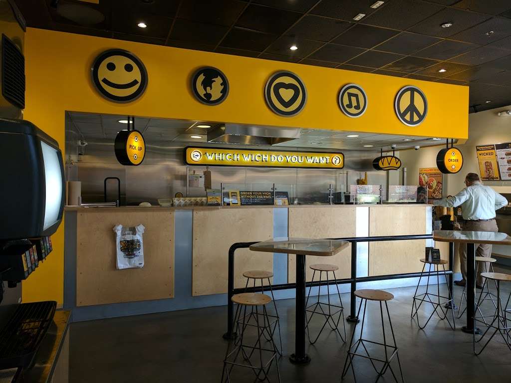 Which Wich Superior Sandwiches | 3584 S Figueroa St #2, Los Angeles, CA 90007, USA | Phone: (213) 747-9424