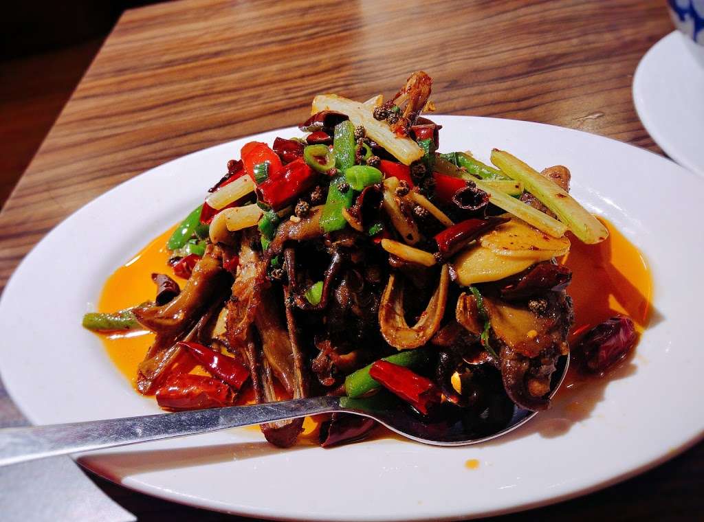 Ma Po | 176 Lower Rd, London SE16 2UN, UK | Phone: 020 7231 0623