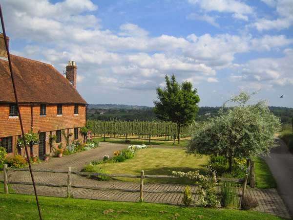 Hononton Cottage Bed and Breakfast | Simon Marston, Palmers Green Ln, Brenchley, Tonbridge TN12 7BJ, UK | Phone: 01892 722483