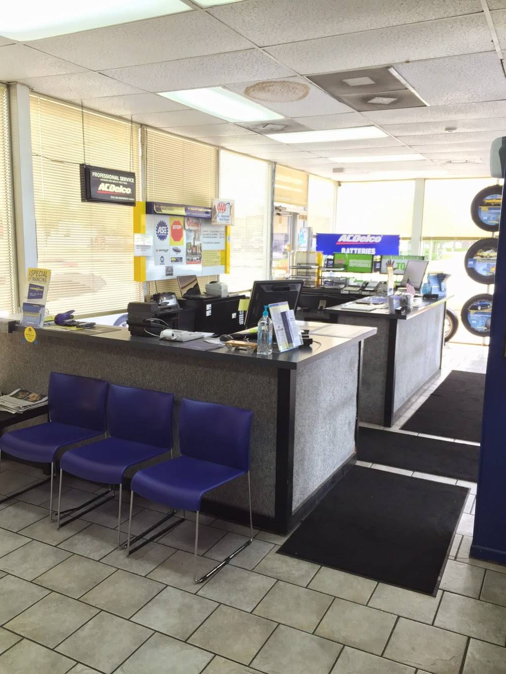 Tubels Tire & Service | 3483 Philips Hwy, Jacksonville, FL 32207, USA | Phone: (904) 398-4545