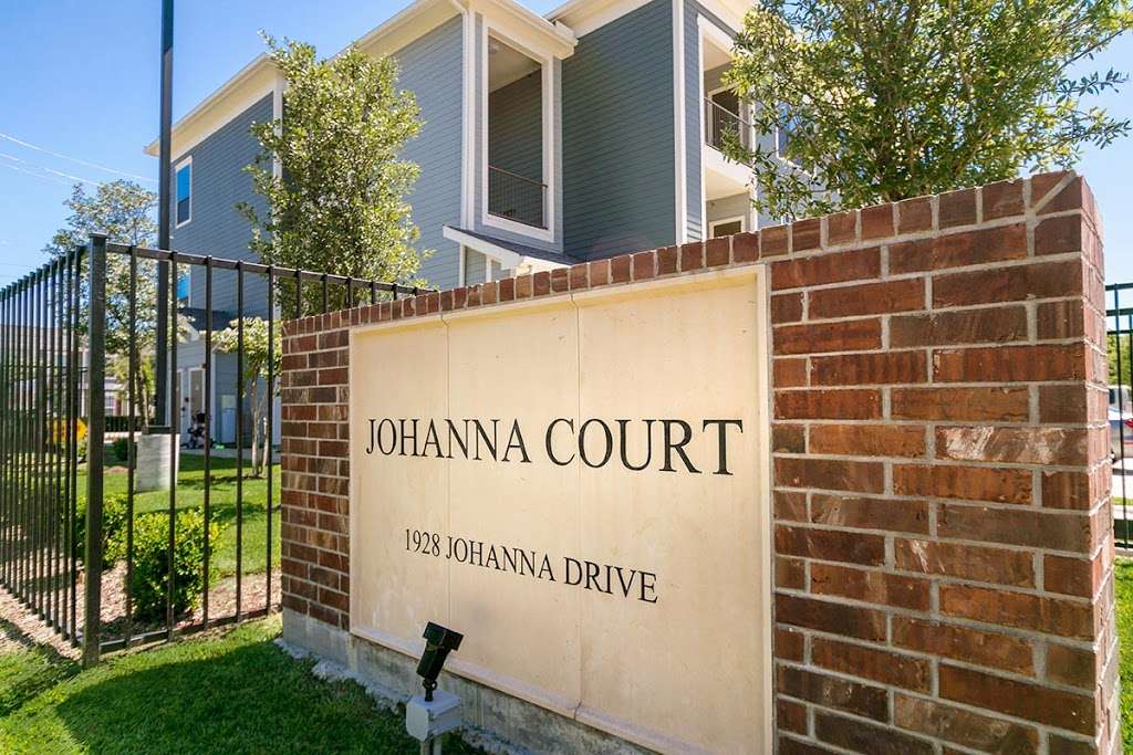 Johanna Court Apartments | 1928 Johanna Dr, Houston, TX 77055, USA | Phone: (713) 588-5959
