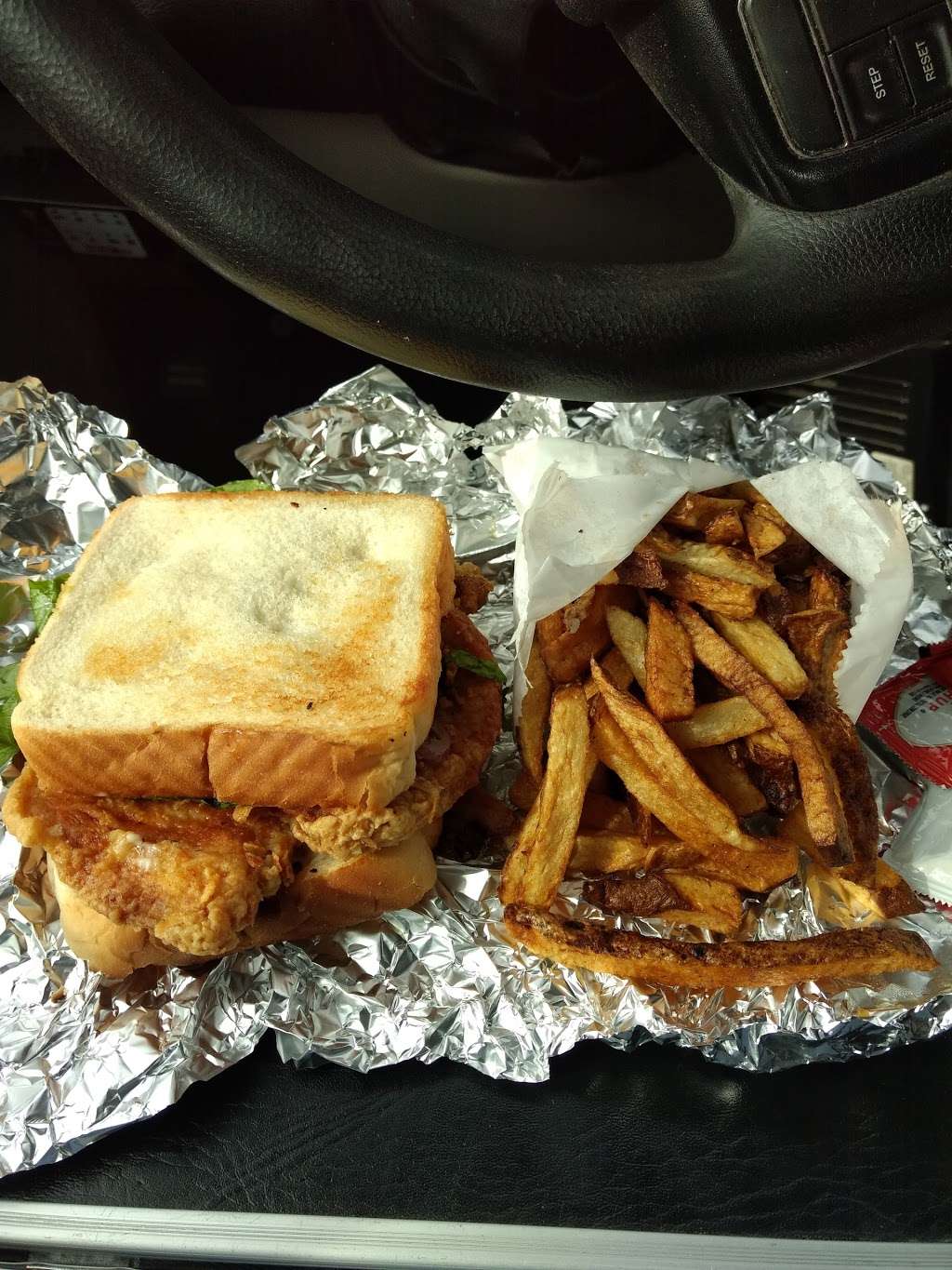 Nickel Sandwich Grill | 5601 Lyons Ave, Houston, TX 77020 | Phone: (713) 674-8020