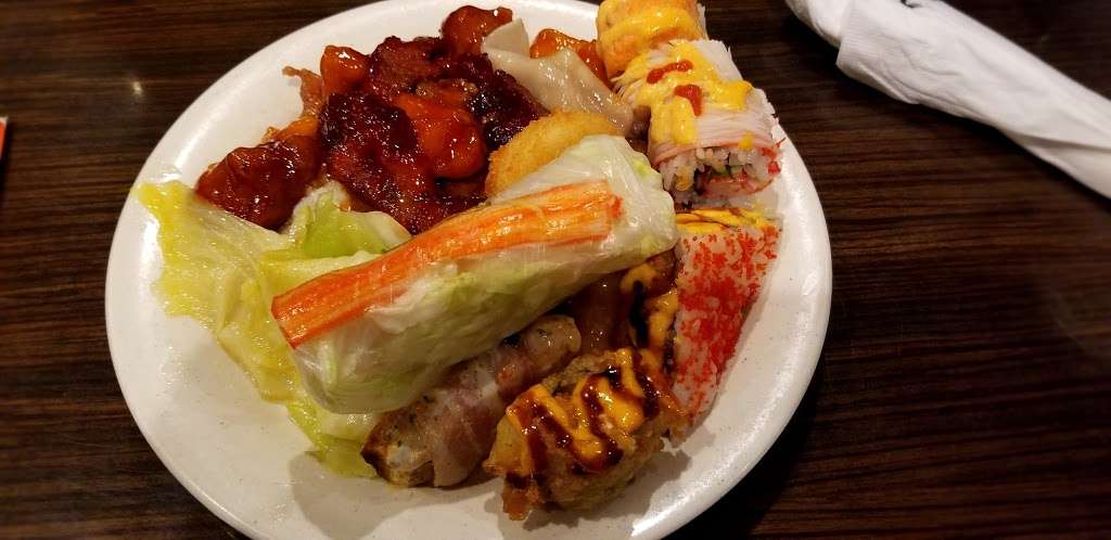 Hibachi Buffet & Sushi | 1901 Carl D. Silver Parkway, Fredericksburg, VA 22401, USA | Phone: (540) 786-2333