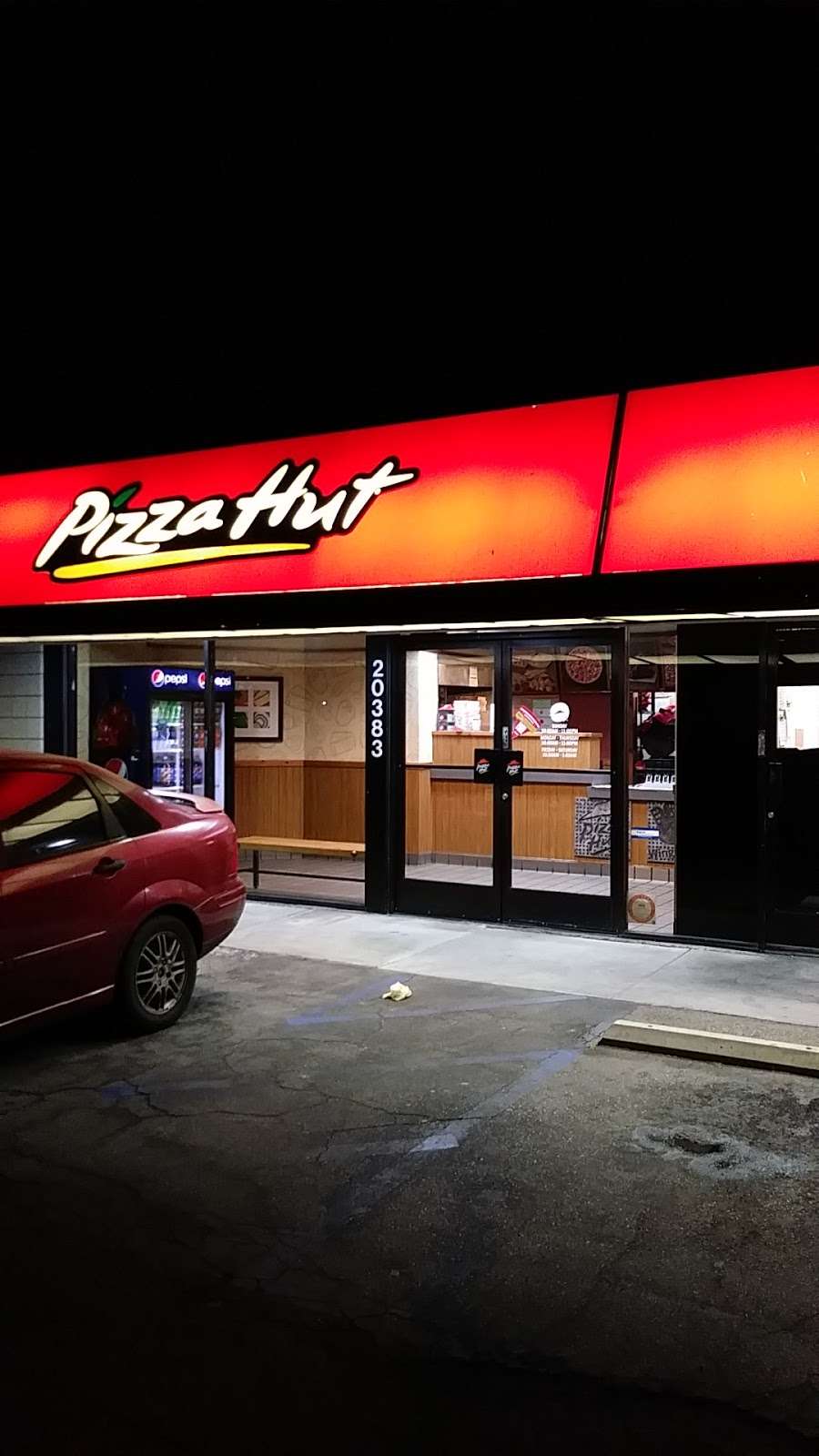 Pizza Hut | 20383 Beach Blvd, Huntington Beach, CA 92648, USA | Phone: (714) 960-7779