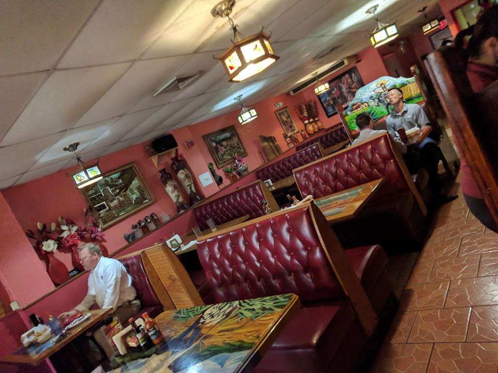 El Azteca | 2352 1155, 2352, NJ-73, Mt Laurel, NJ 08054 | Phone: (856) 914-9302