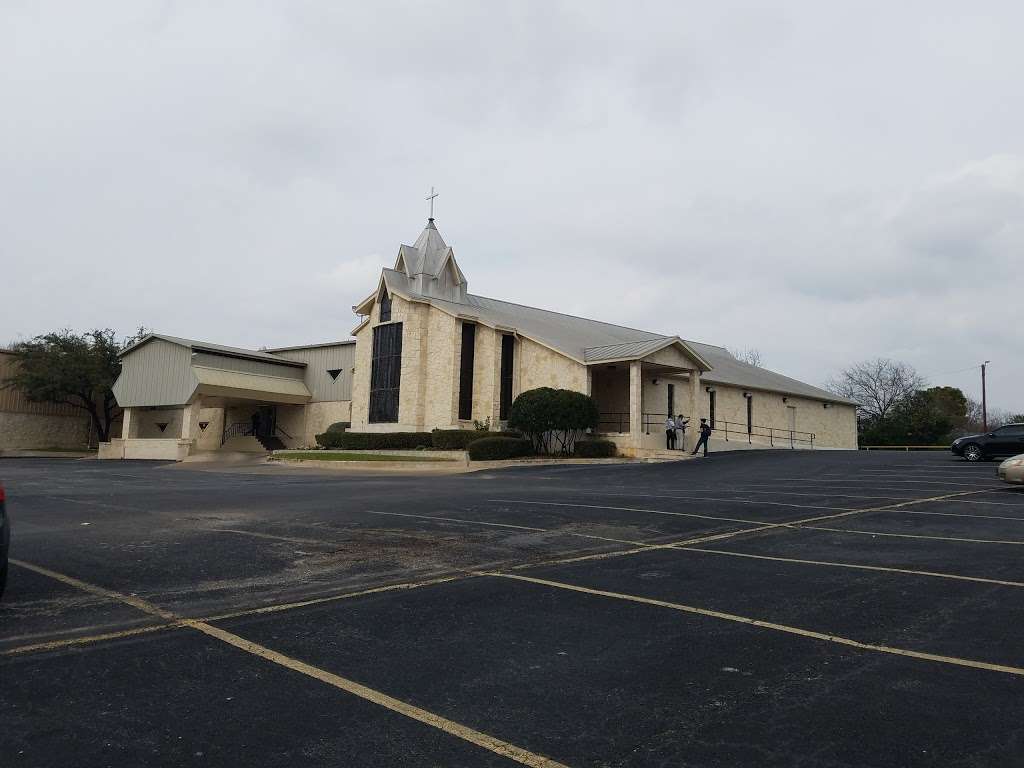 Life Church Southwest Campus | 4424 SW Loop 410, San Antonio, TX 78227, USA | Phone: (210) 674-6784