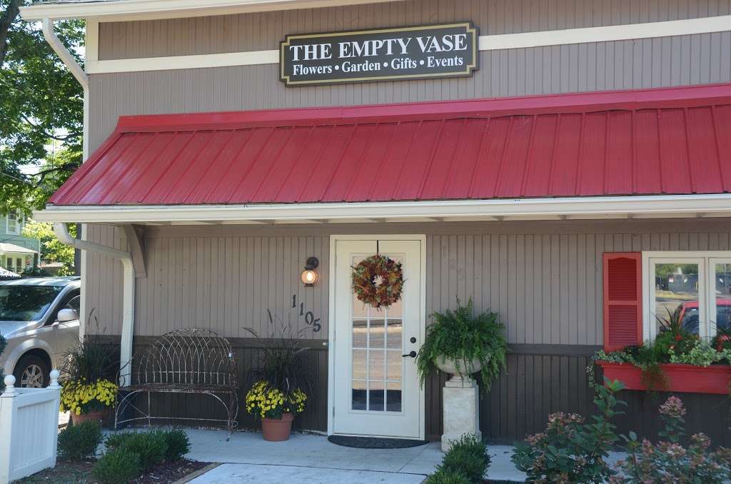 The Empty Vase | 1105 E 52nd St, Indianapolis, IN 46205 | Phone: (317) 925-8273