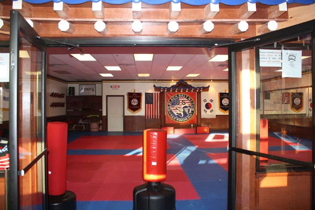 US Black Belt Martial Arts | 726 Newman Springs Rd, Lincroft, NJ 07738 | Phone: (732) 345-8033