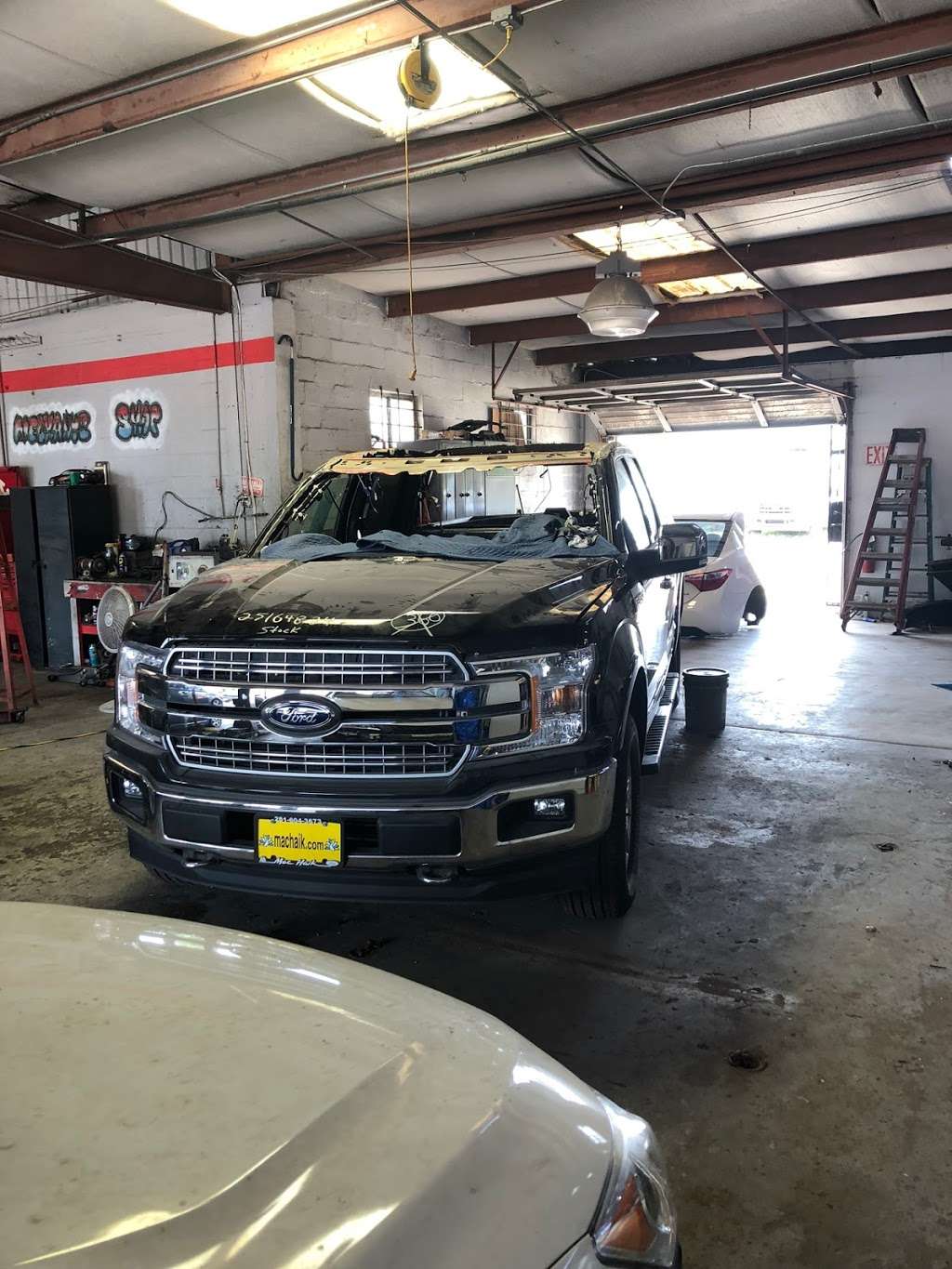 Total Auto Services | 13803 Lockway Dr, Houston, TX 77045, USA | Phone: (713) 433-7745