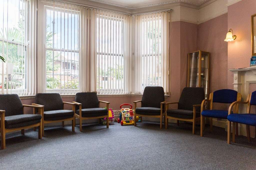 Penerley Road Dental Practice | 8 Penerley Rd, London SE6 2LQ, UK | Phone: 020 8698 1944