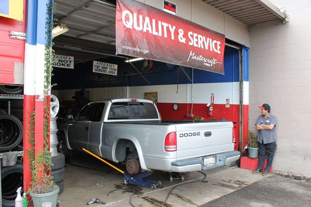 Muñoz Tires Service | 1111 E 4th St, Santa Ana, CA 92701, USA | Phone: (714) 647-0154