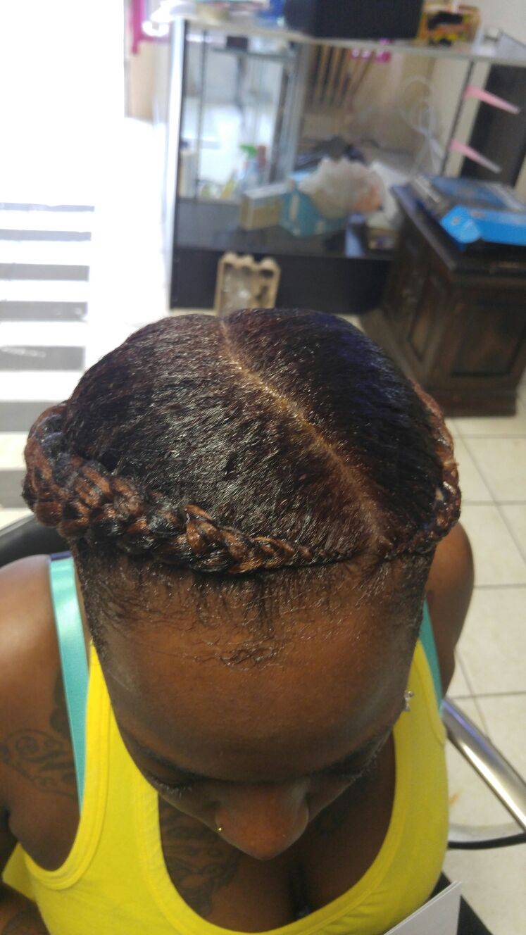 Deedee African Hair Braiding | 286 16th Ave, Newark, NJ 07103, USA | Phone: (973) 230-1900