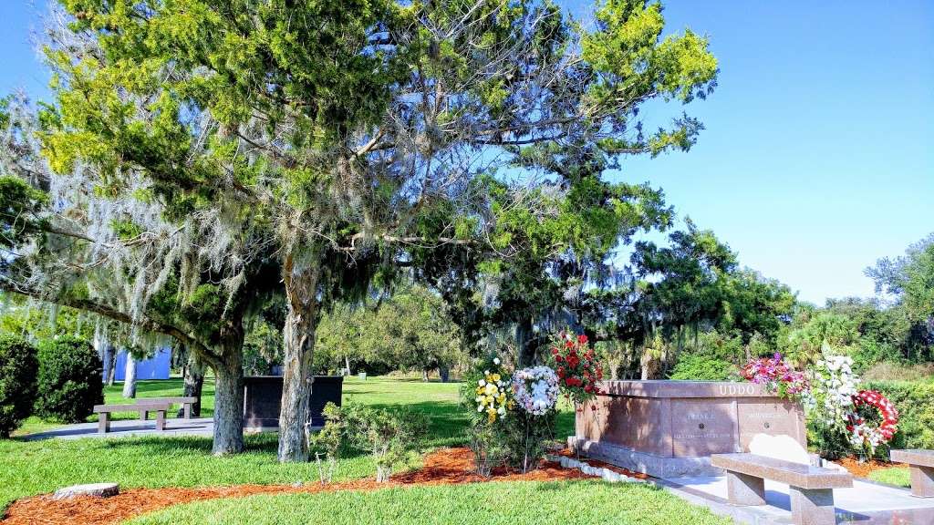 Cemetery | 2901-2999 S Ridgewood Ave, Edgewater, FL 32141, USA