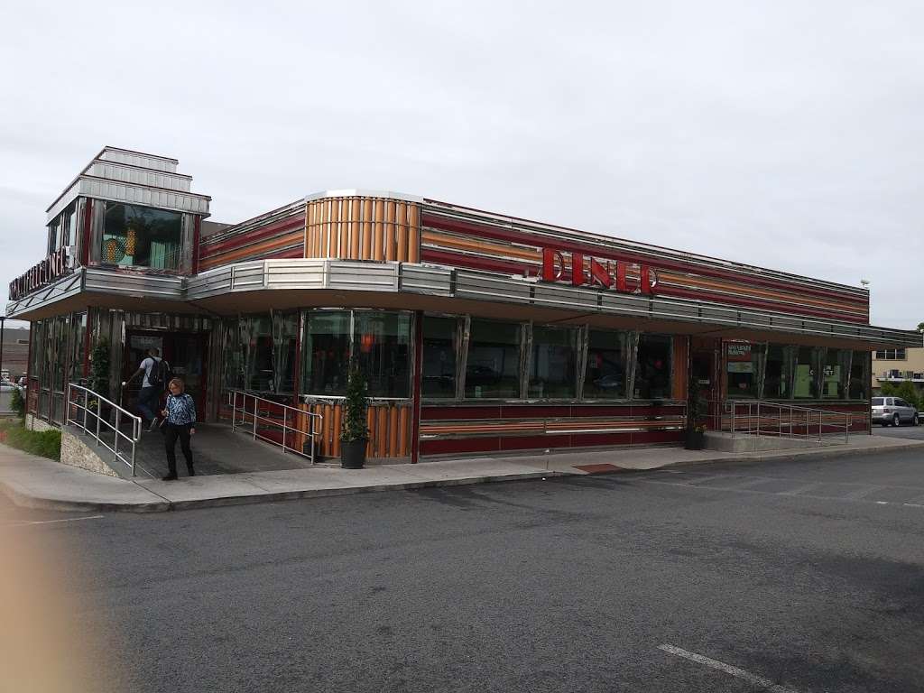 New Rochelle Diner | 850 Main St, New Rochelle, NY 10801, USA | Phone: (914) 637-7525