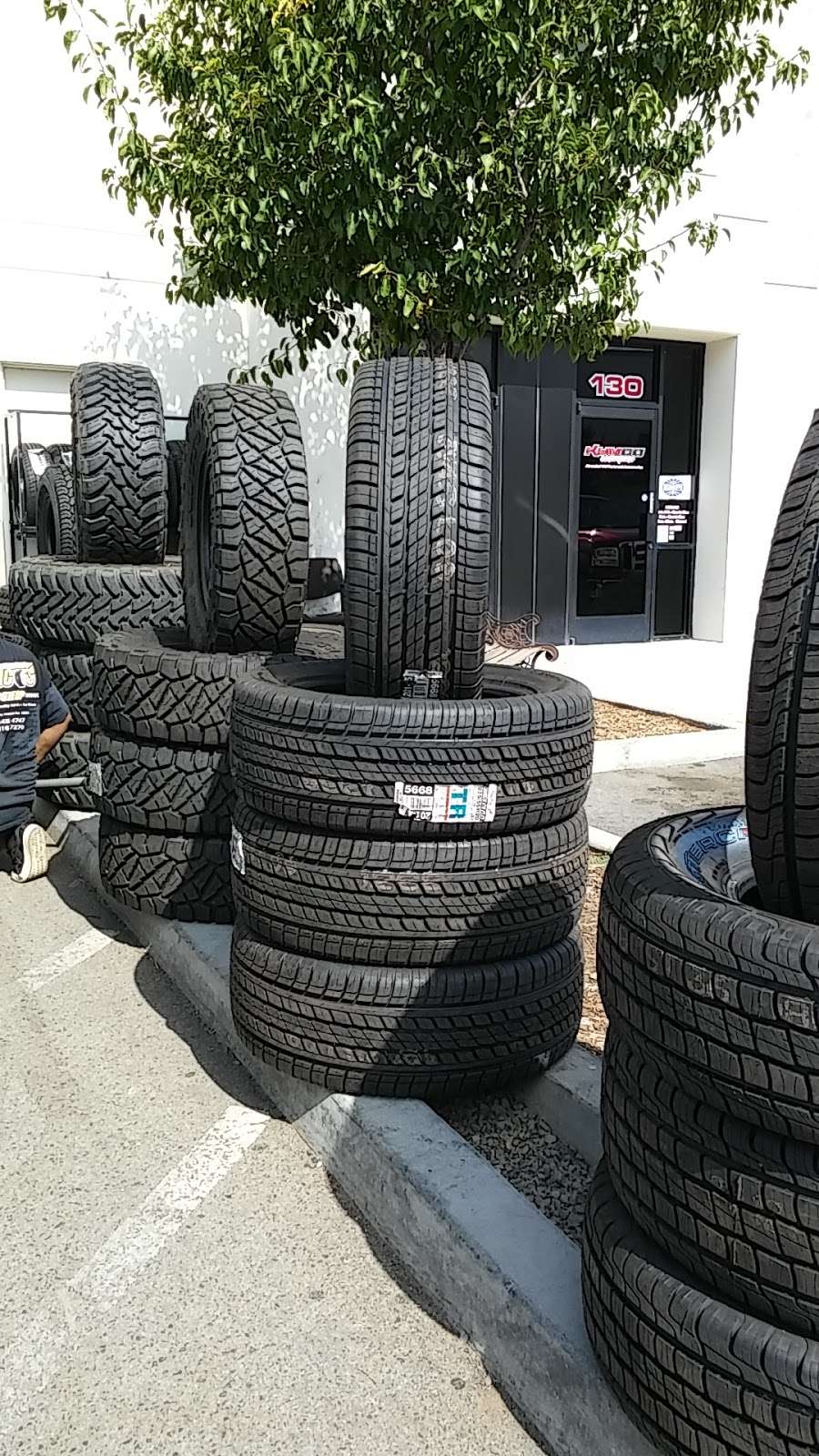 Francos Tire Shop | 31949 Corydon Rd Ste 120, Lake Elsinore, CA 92530, USA | Phone: (951) 245-4747