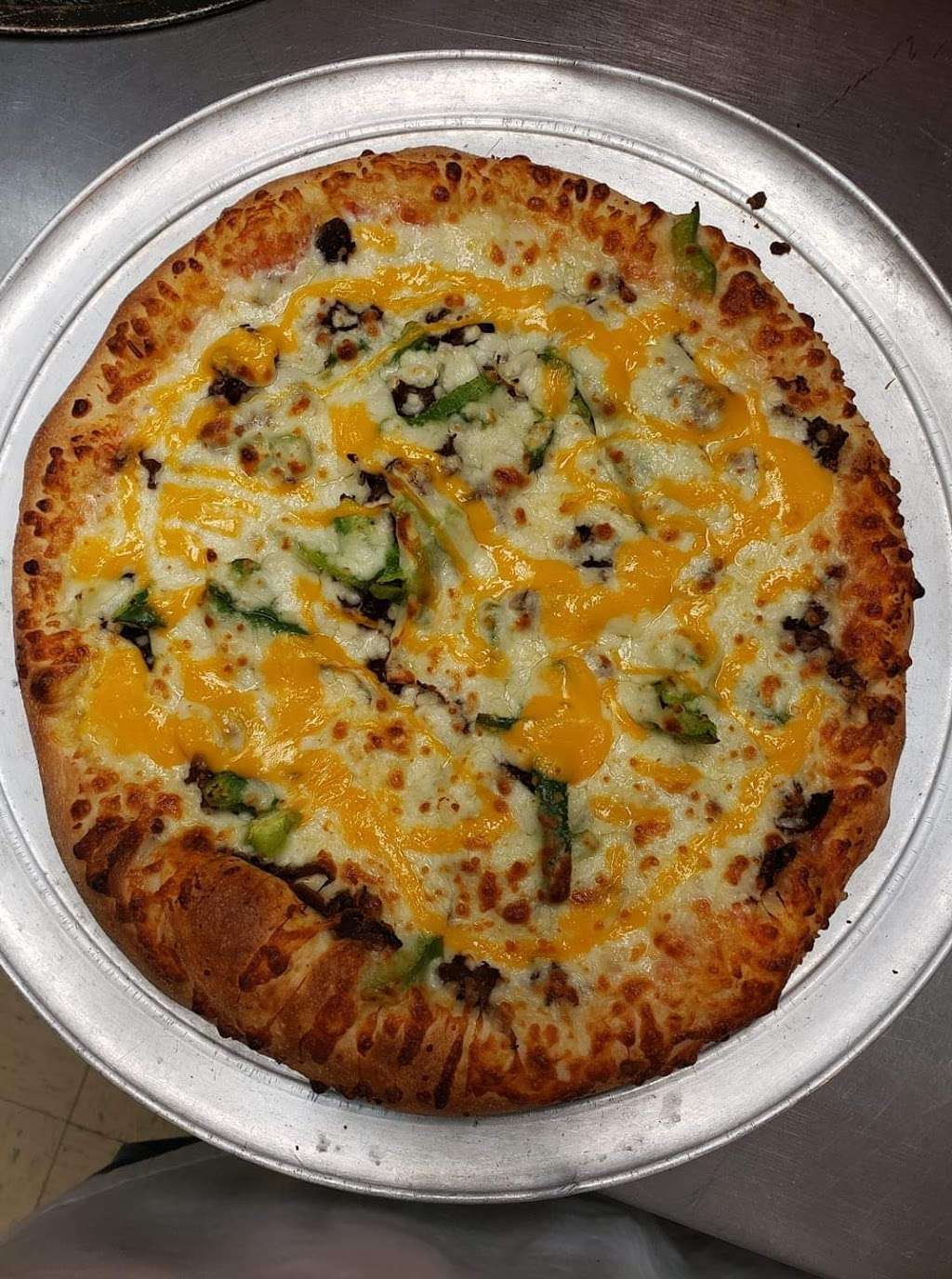 Clockwork Pizza | 19 Maple St, Marlborough, MA 01752 | Phone: (508) 624-6555
