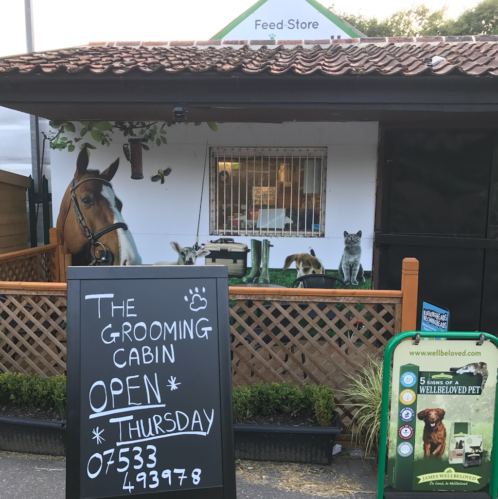 The Grooming Cabin at Animall | Crown Corner, Crown Road, Kelvedon Hatch, Brentwood Essex CM14 5TB, UK | Phone: 07533 493978