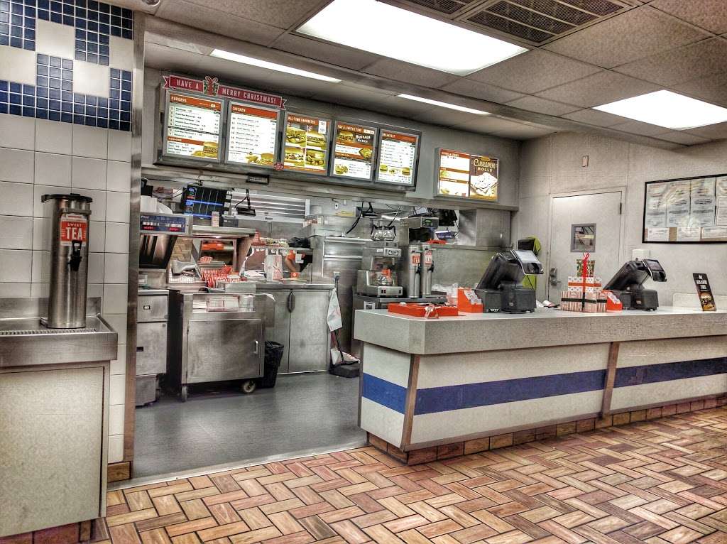 Whataburger | 1718 W Loop N Fwy, Houston, TX 77008, USA | Phone: (713) 868-8988