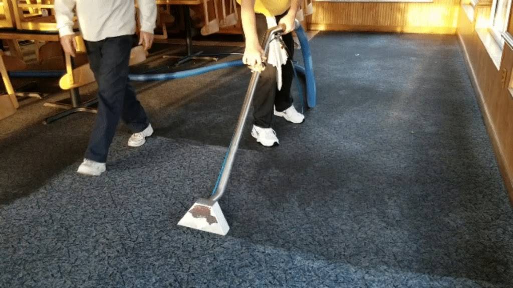 Economic Carpet Cleaning | 100 Lorigan Ln, Hampton, VA 23664, USA | Phone: (757) 880-4275