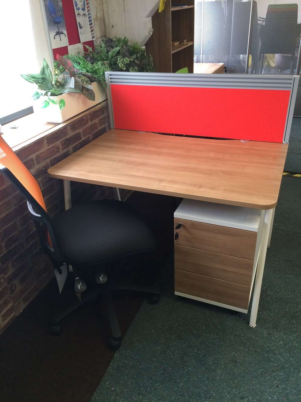 GWB Office Furniture Ltd | 3b, 113 Codicote Rd, Welwyn AL6 9TY, UK | Phone: 01438 821088