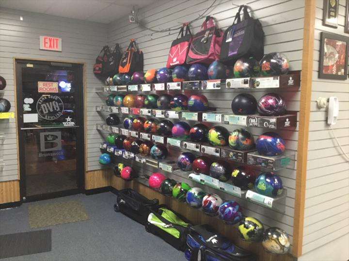 Advanced Pro Shop | 333 W Sunset Dr, Waukesha, WI 53189 | Phone: (262) 513-8585