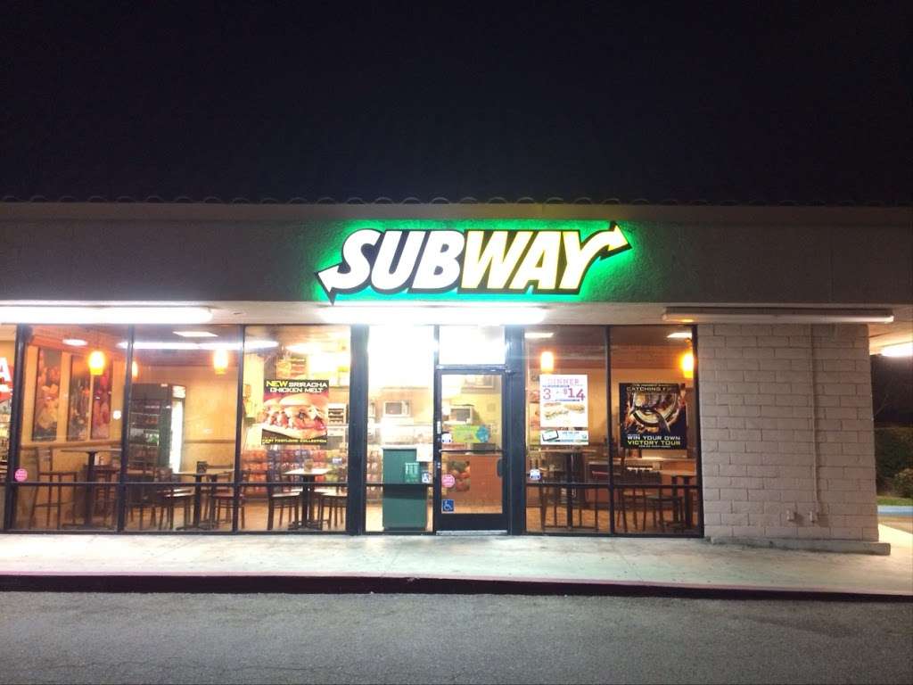 Subway Restaurants | 3801 Warner Ave Unit D, Huntington Beach, CA 92649 | Phone: (562) 592-4545