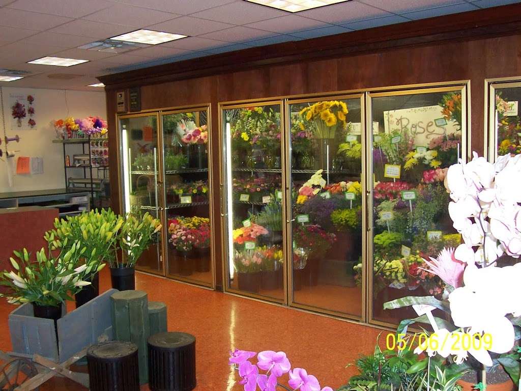 Norman Florist Inc | 398 S Livingston Ave, Livingston, NJ 07039, USA | Phone: (973) 992-4344