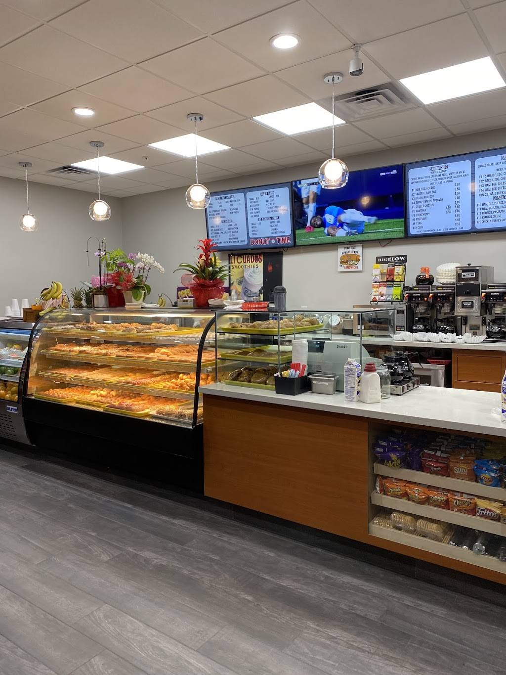 Donut Time | 8947 Garden Grove Blvd, Garden Grove, CA 92844, USA | Phone: (714) 638-4799