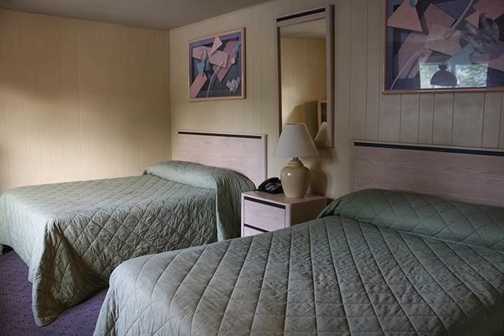Lantern Lodge | 1257 E Catawissa St, Nesquehoning, PA 18240, USA | Phone: (570) 669-9433