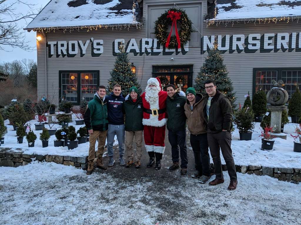 Troys Garden Nurseries | 97 Bedford-Banksville Rd, Bedford, NY 10506 | Phone: (914) 234-3400