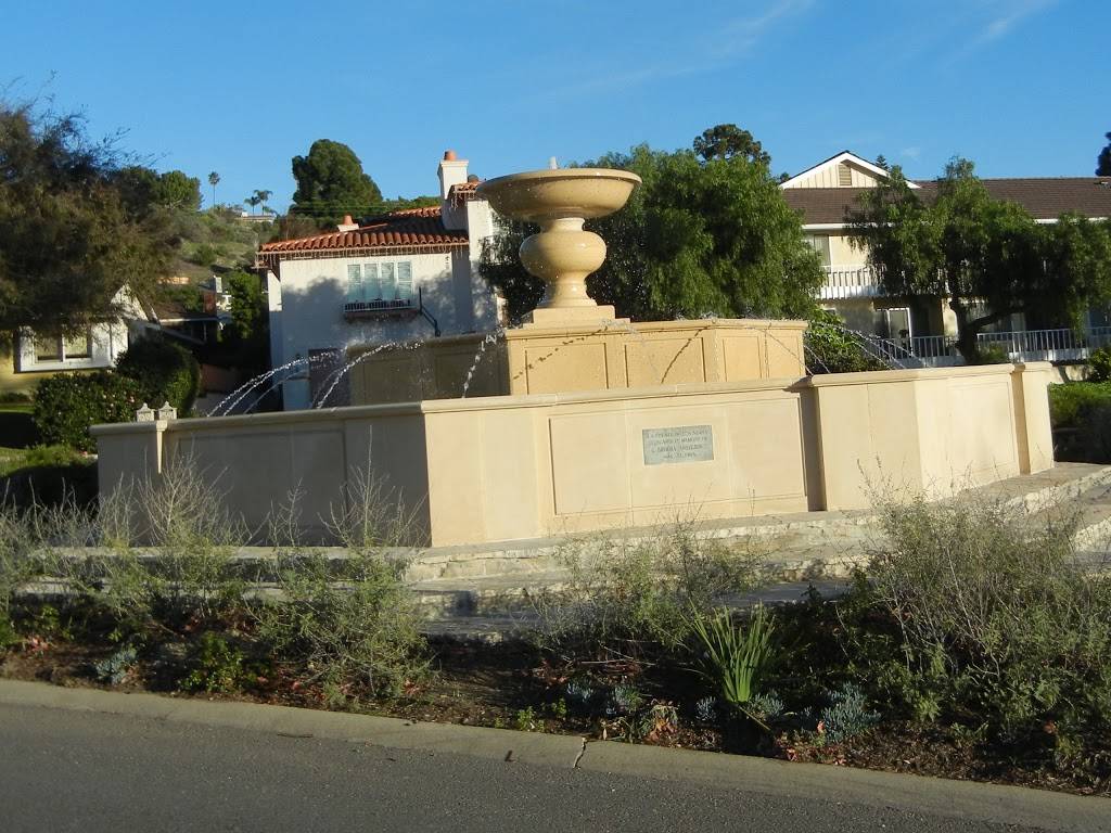 Lunada Bay Fountain | Palos Verdes Estates, CA 90274, USA