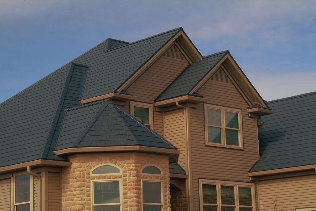 ECO Roofing, Roofing Contractors & Roofing Companies Lombard | 600 W Pleasant Ln, Lombard, IL 60148 | Phone: (773) 814-3471