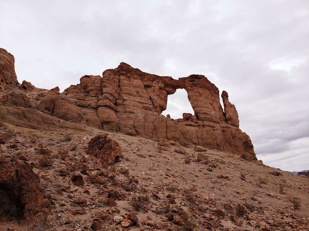 Arizona Hot Spring Parking / Liberty Bell Arch Parking / White R | US-93, Willow Beach, AZ 86445, USA