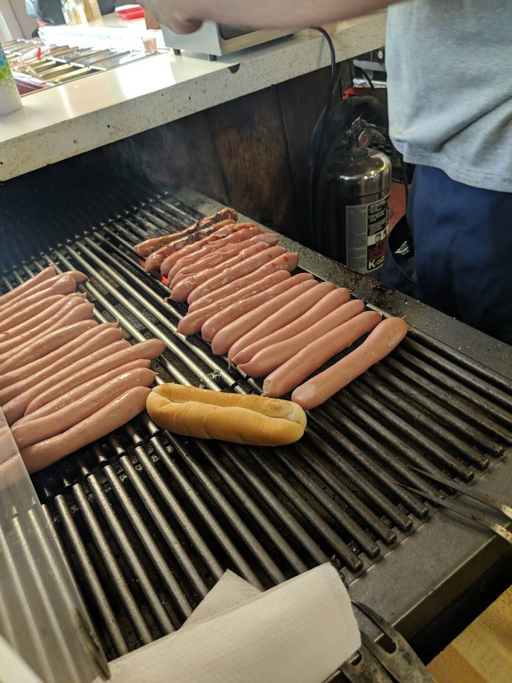 Red Top Hot Dogs | 3360 Big Tree Rd, Hamburg, NY 14075, USA | Phone: (716) 627-5163