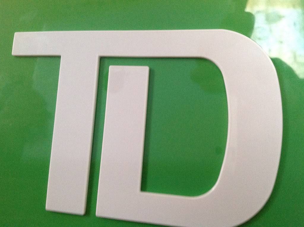 TD Bank | 411 Broadway, Revere, MA 02151, USA | Phone: (781) 284-2650