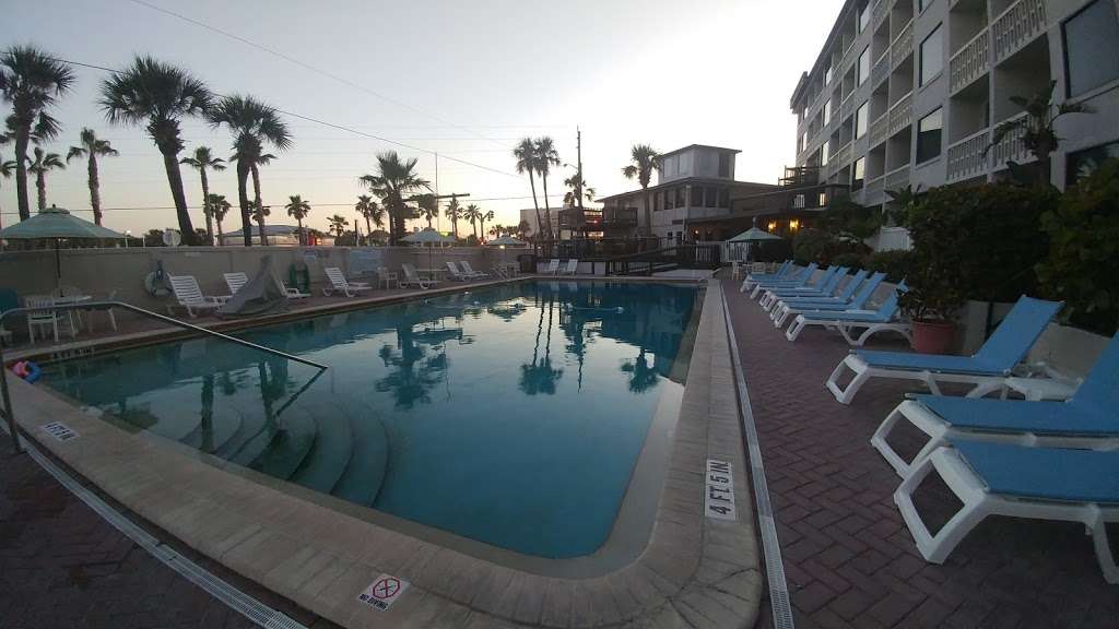 Silver Beach Club | 1025 S Atlantic Ave, Daytona Beach, FL 32118, USA | Phone: (386) 252-9681