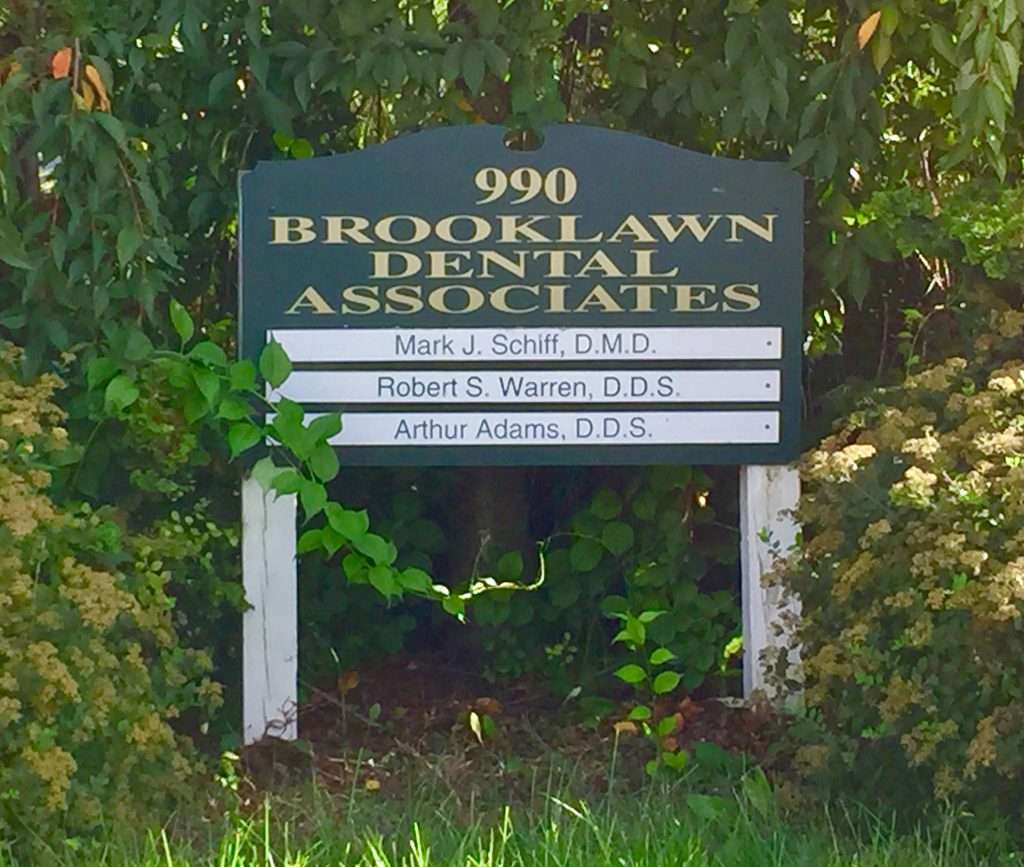 Brooklawn Dental Associates | 990 Brooklawn Ave, Bridgeport, CT 06604, USA | Phone: (203) 335-6471