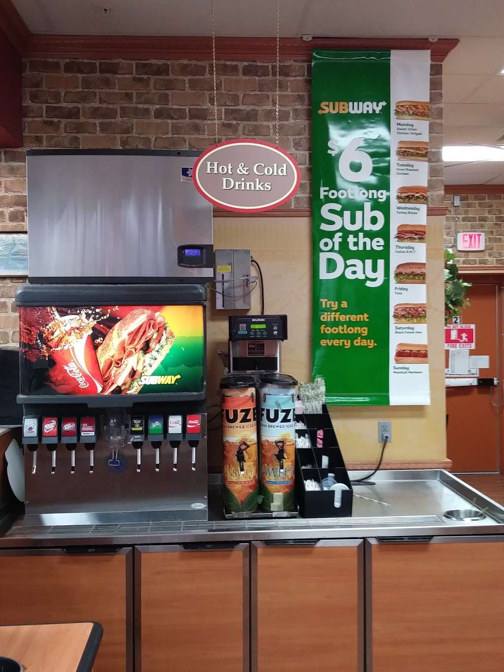 Subway | 12550 Leslie Rd, Helotes, TX 78023, USA | Phone: (210) 695-5330