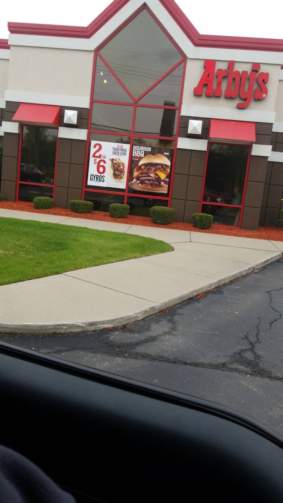 Arbys | 15620 15 Mile Rd, Fraser, MI 48026, USA | Phone: (586) 285-5821