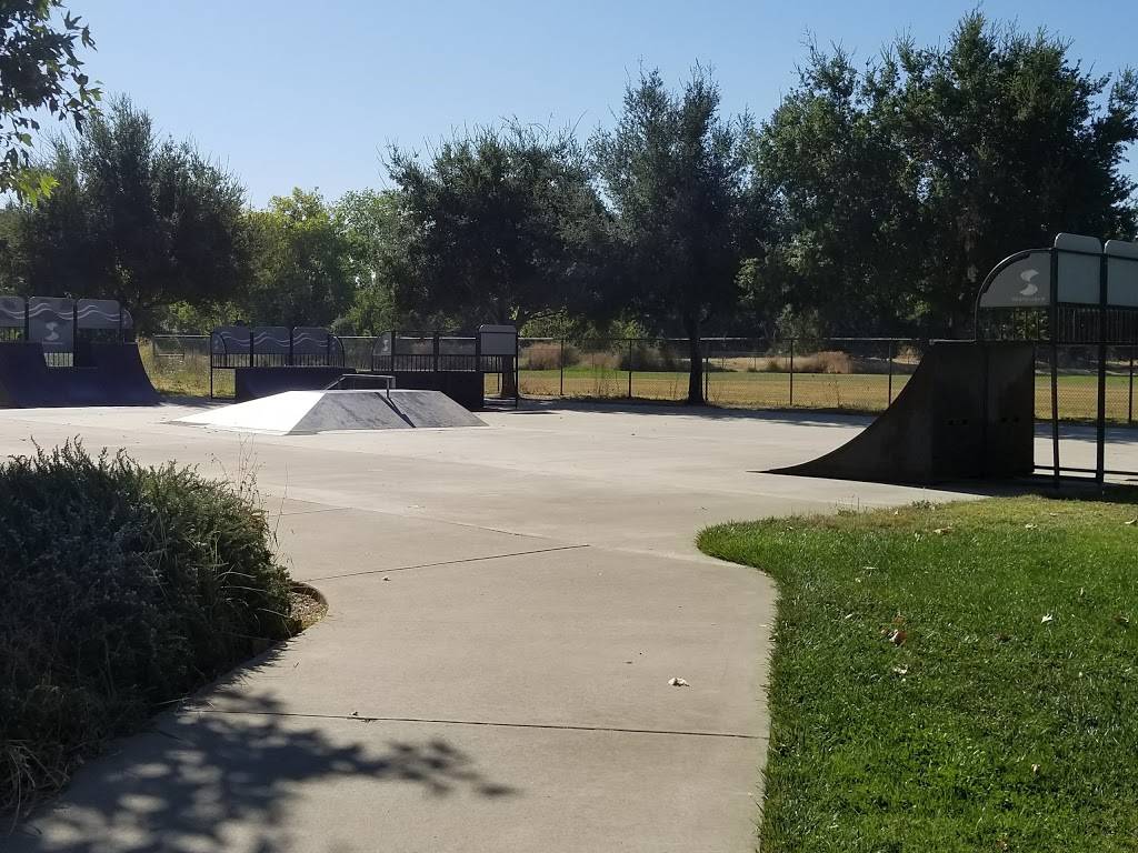 Orchard Park and Skate Park | 2936 W River Dr, Sacramento, CA 95833, USA | Phone: (916) 808-5200