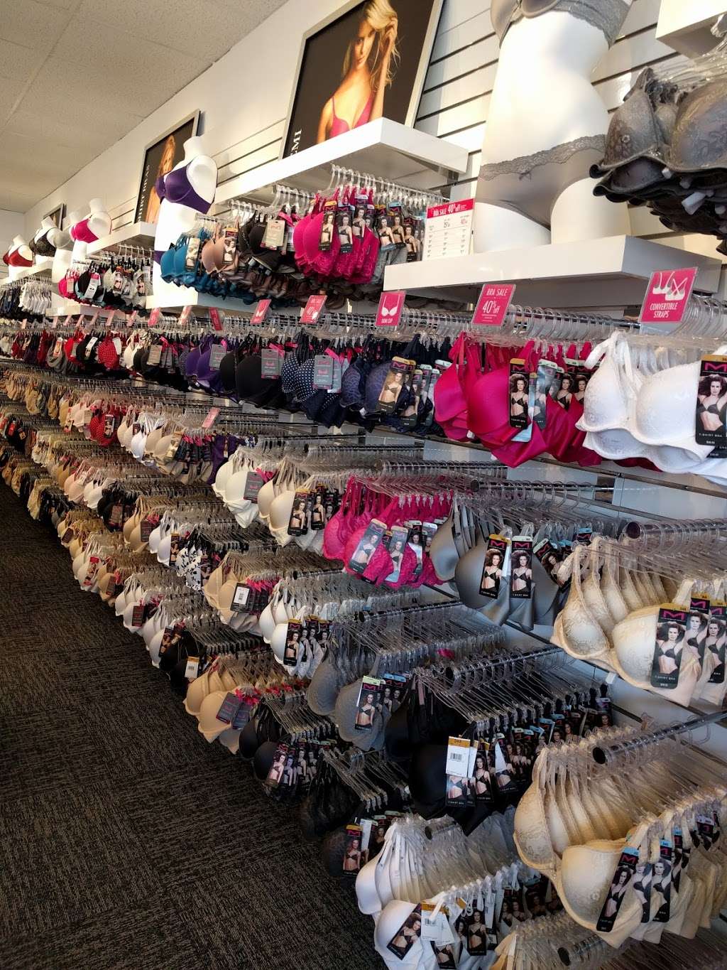 Maidenform® | 1000 Premium Outlets Dr C4, Tannersville, PA 18372, USA | Phone: (570) 620-9291