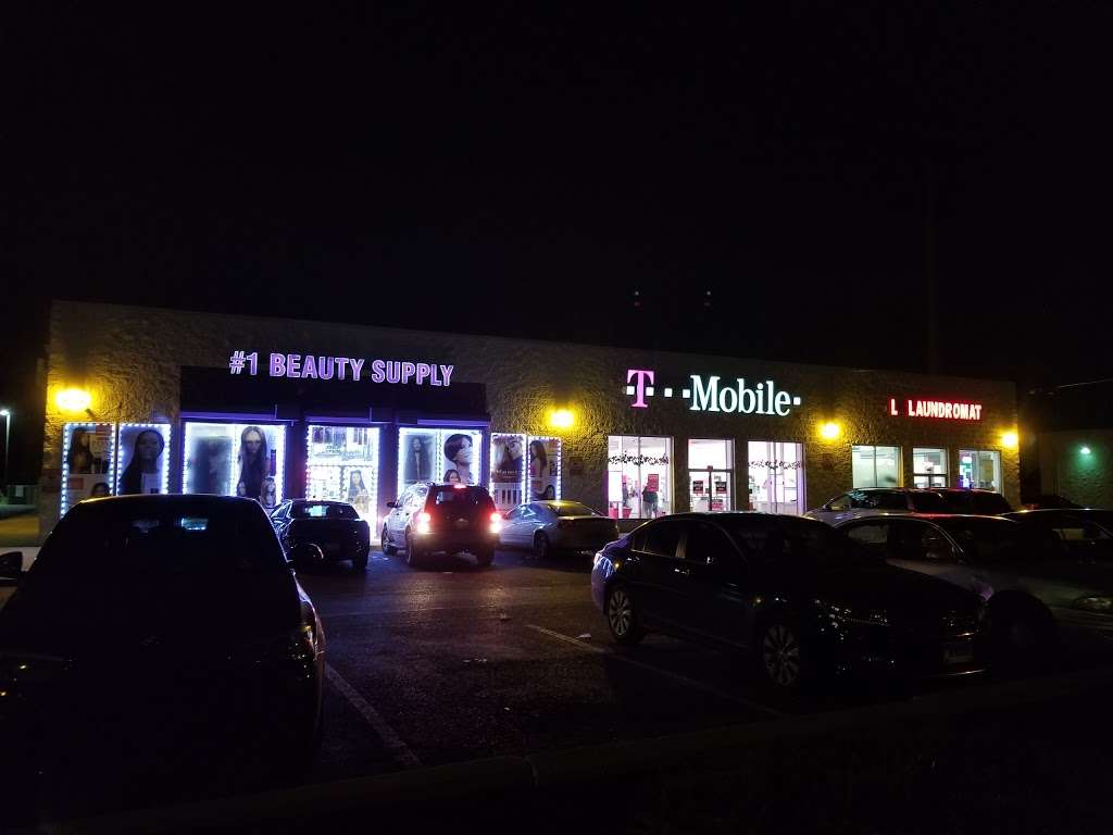 T-Mobile | 5808 Woodland Ave, Philadelphia, PA 19143 | Phone: (215) 724-0319