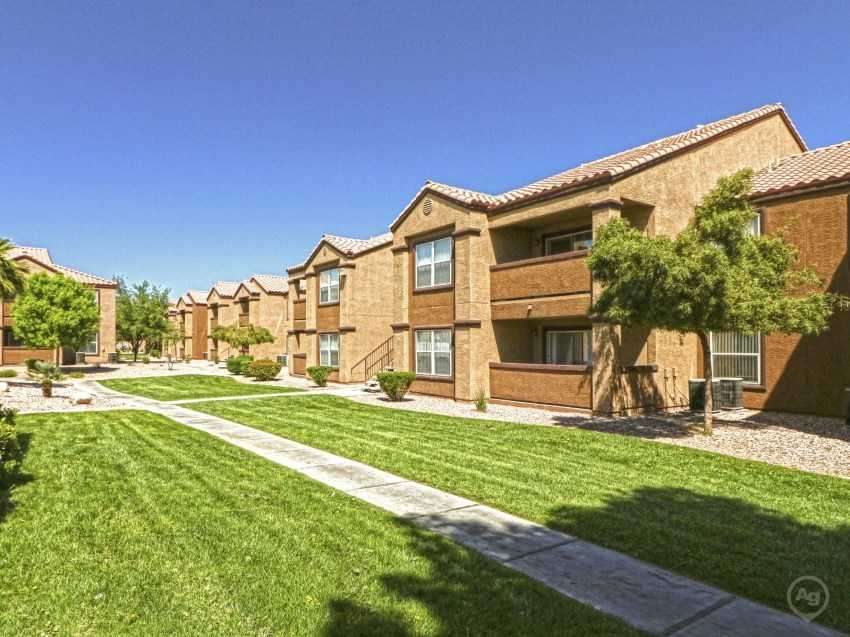 Monterra Apartment Homes | 5250 Stewart Ave, Las Vegas, NV 89110 | Phone: (702) 357-3493