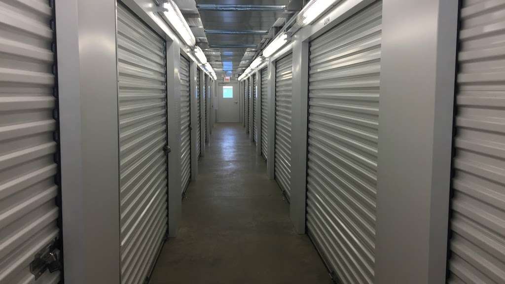 Self Storage Plus | 2 N La Plata Ct, La Plata, MD 20646 | Phone: (301) 861-3033