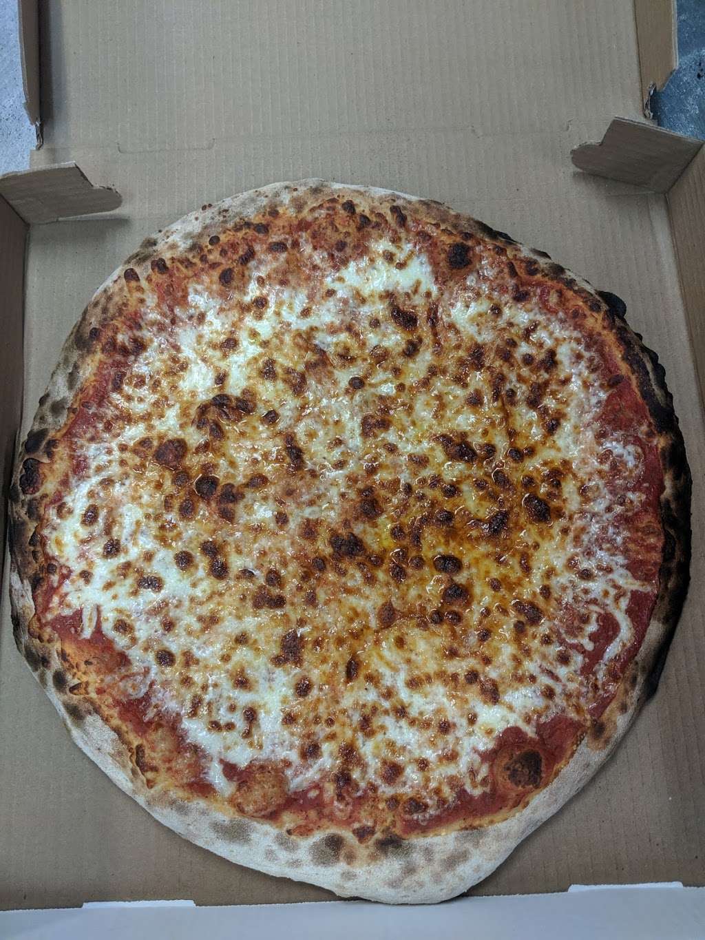 Balduccis Wood Fired Pizza | 419 S Broadway, Salem, NH 03079, USA | Phone: (603) 890-3344